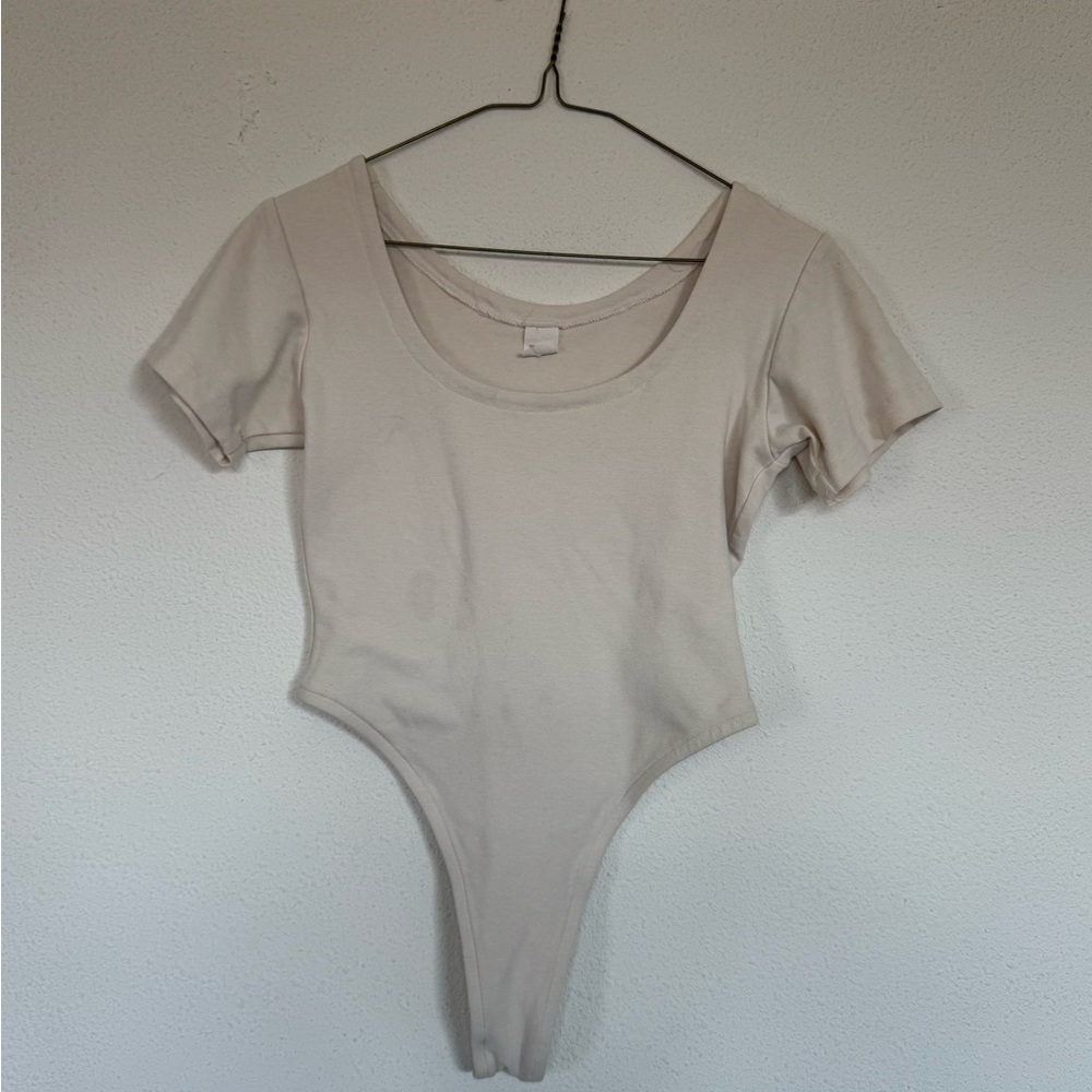 Cream Scoop Neck Short Sleeve Bodysuit